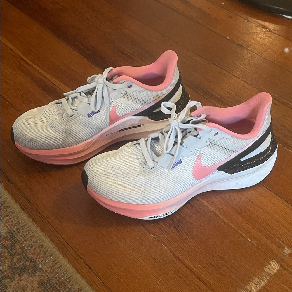 Nike Women's Athletic Shoes - Pink, White, and Black